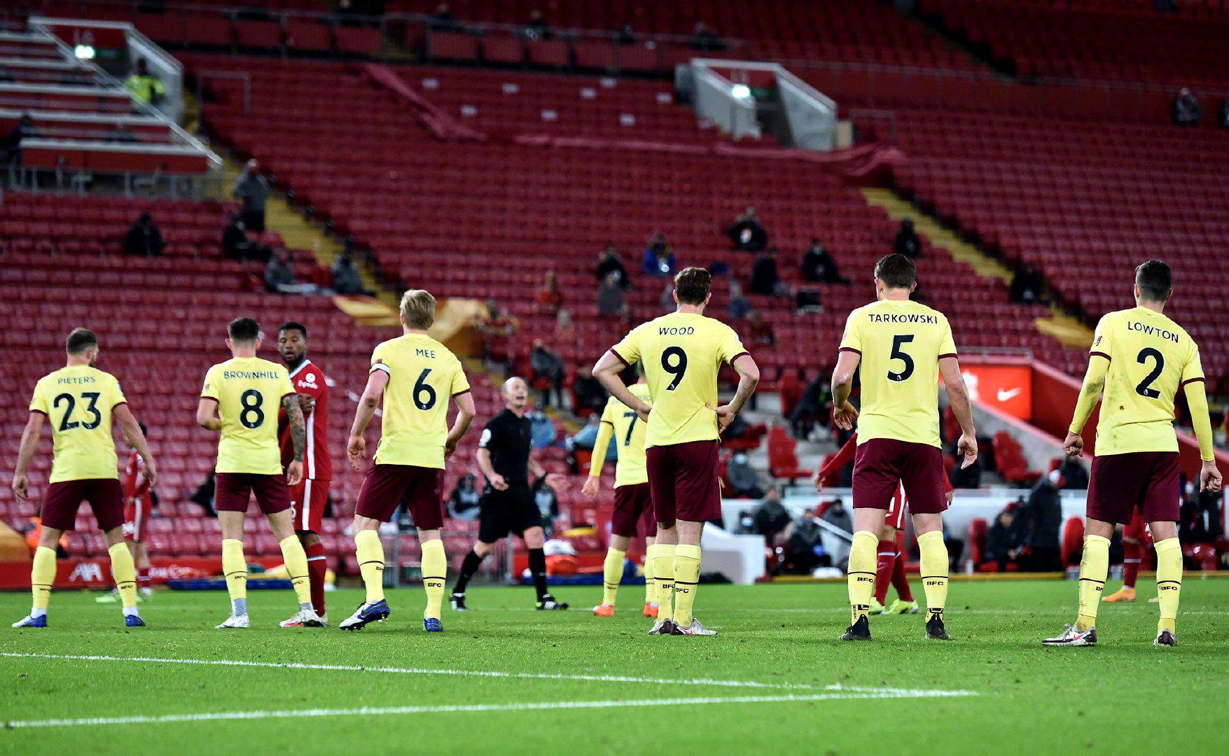 和跨文化的 和跨文化的